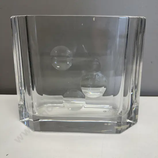 Modern Glass Vase H18,W20,D5cm.